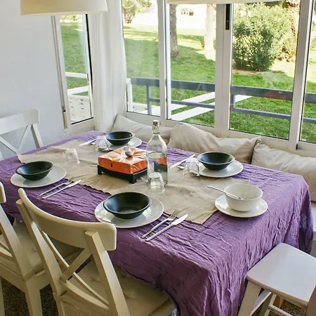 Spacious, 2-bedroom In Gran Alacant With A Swimming Pool, Fu Apartment